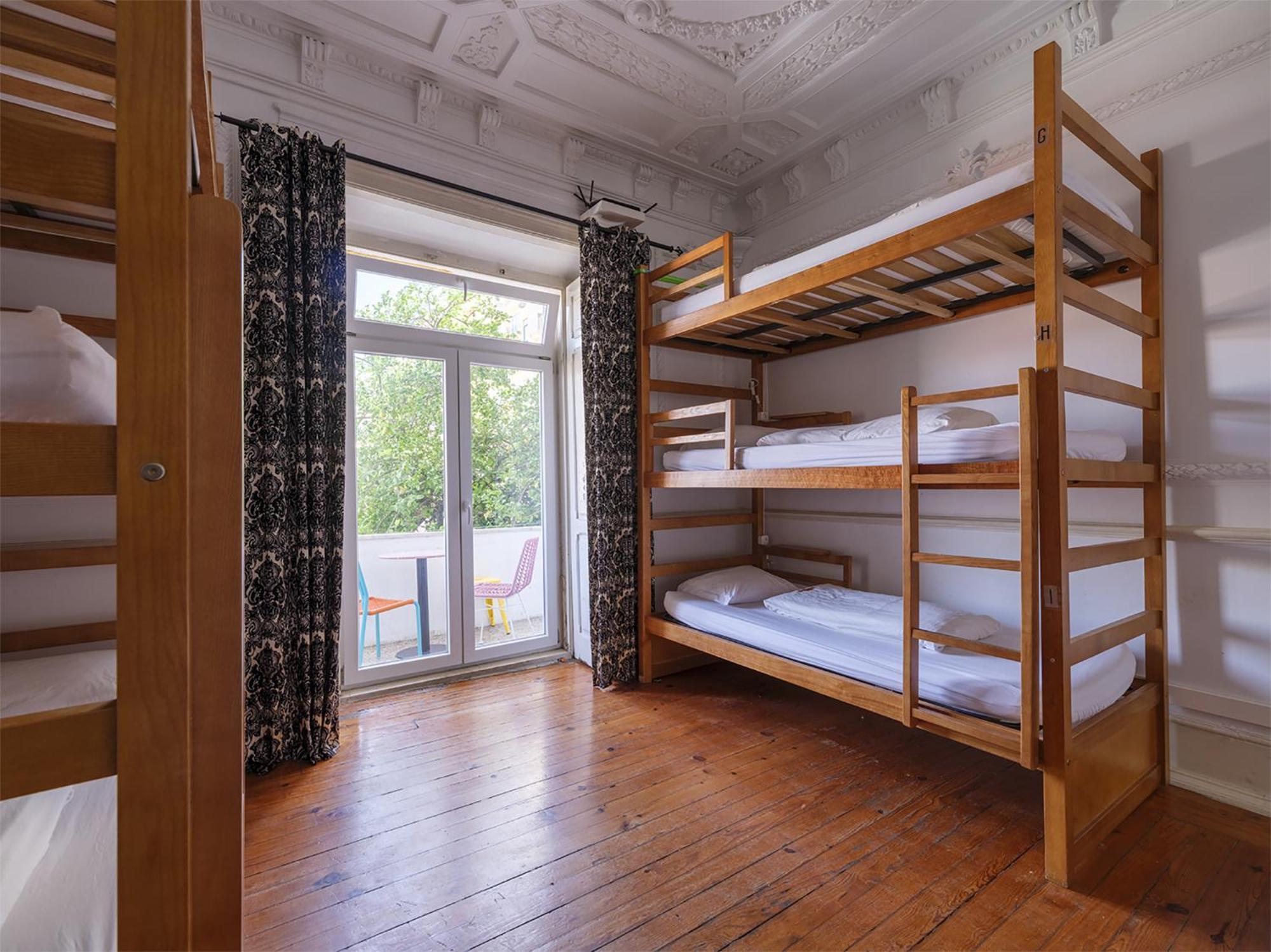 Chillout Hostal
