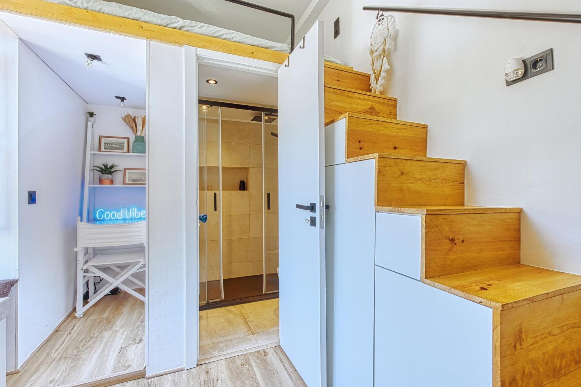 Historic Gem & Modern Loft In The Heart Of Apartamento