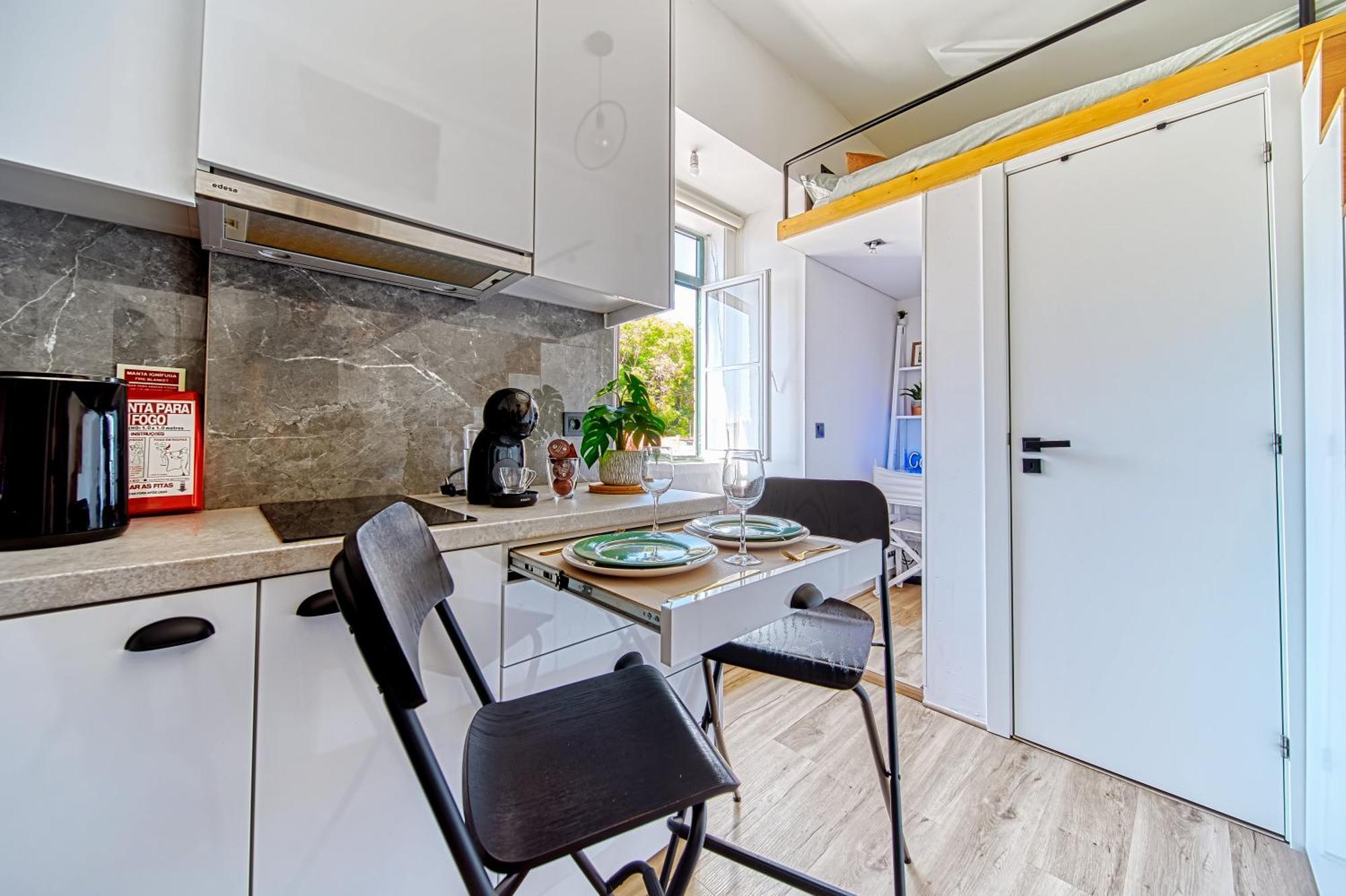 Historic Gem & Modern Loft In The Heart Of *