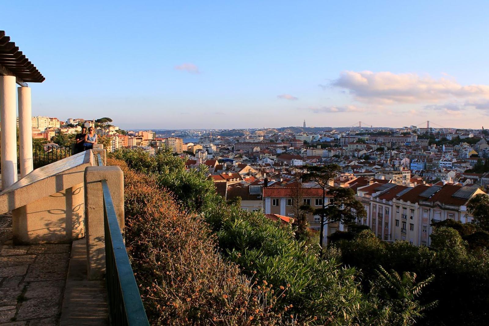 Apartamento Charmoso - Penha De Franca Lisboa