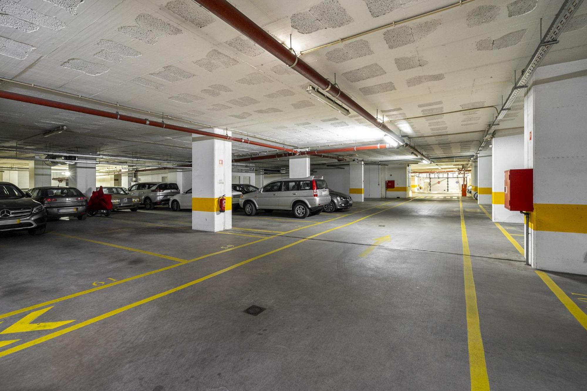 Whome Family - Urban Retreat With Parking, Ac, Elevator In Great Location Apartamento Lisboa