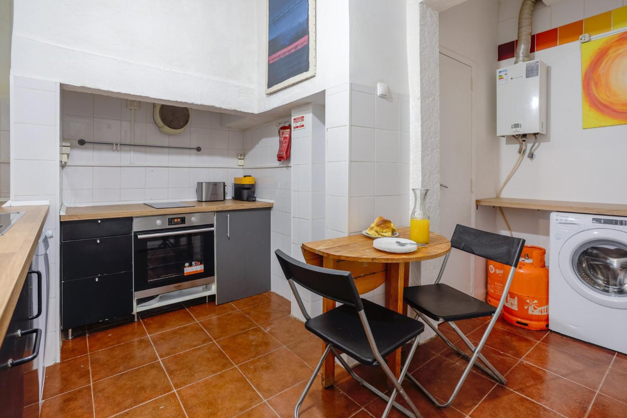 Apartamento Lovely In Bairro Alto Lisboa