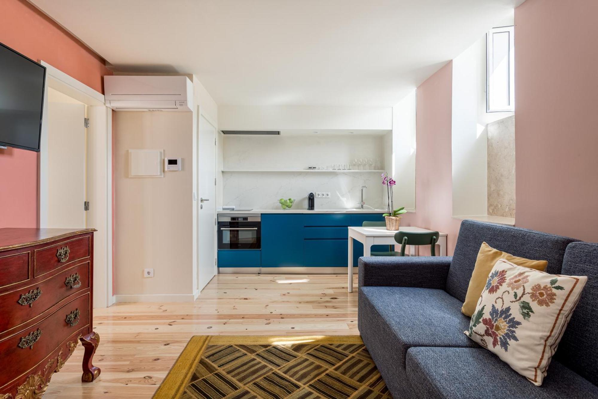 Joivy Flats Next To Rossio Square And Main Attractions * Lisboa