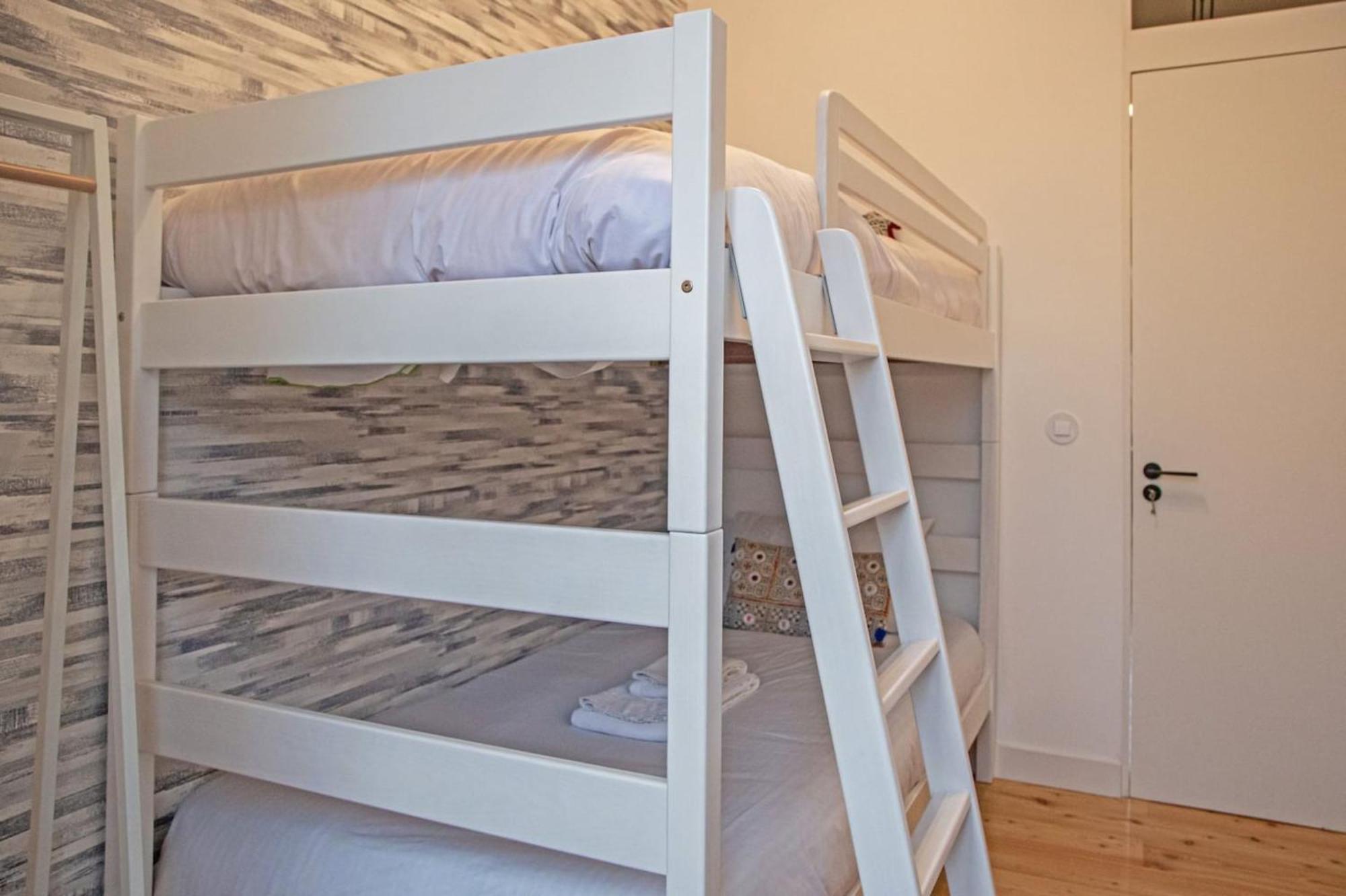 Apartment Colourful And Tasteful 2bedroom In Graca