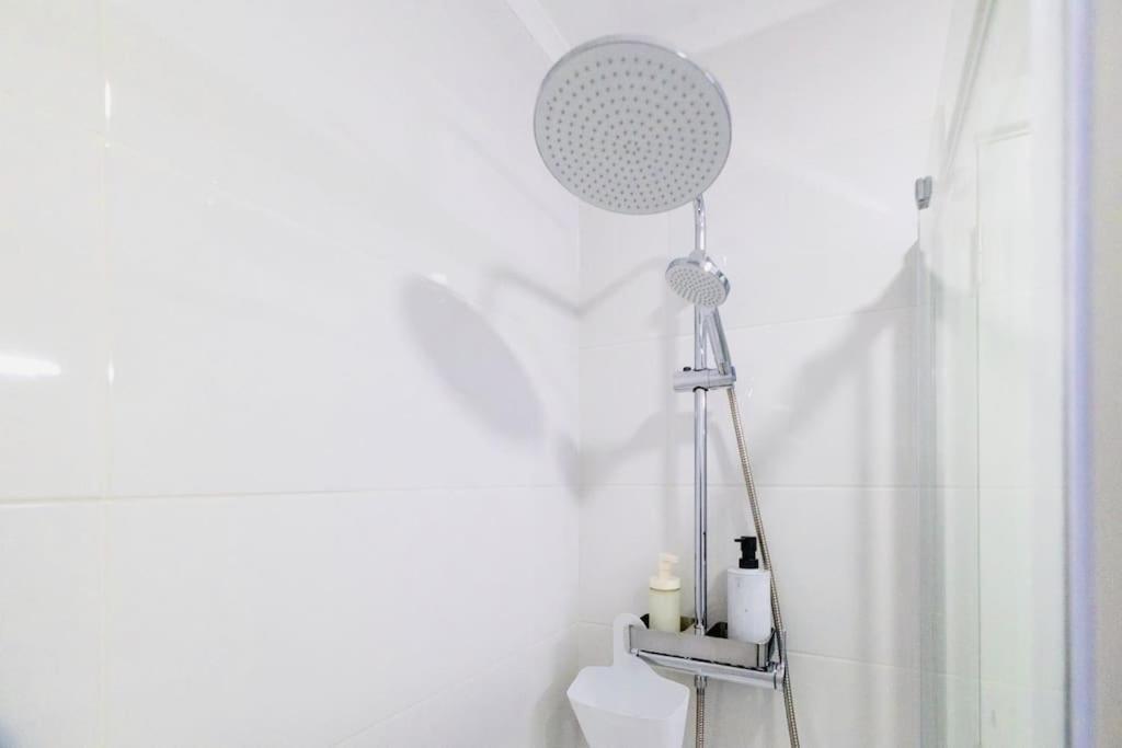 Apartamento Modern 3 Bedroom Flat In *