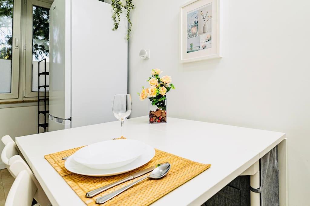 Modern 3 Bedroom Flat In *