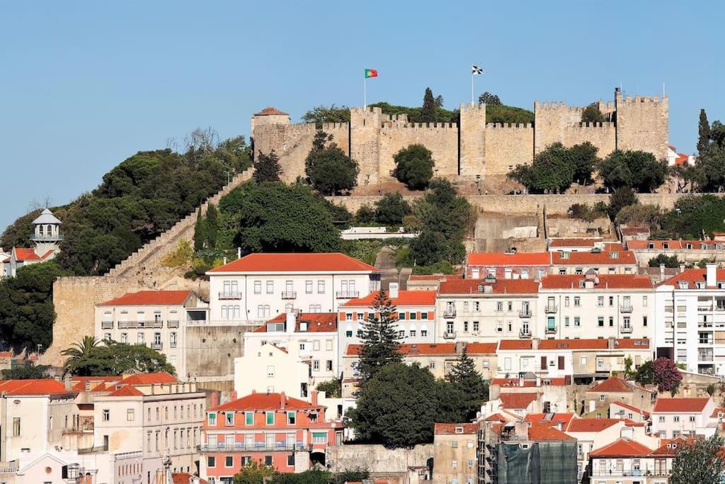 Apartamento Sj1d+e Heart Of Baixa New A/c Spacious 2 Apts 5br2ba