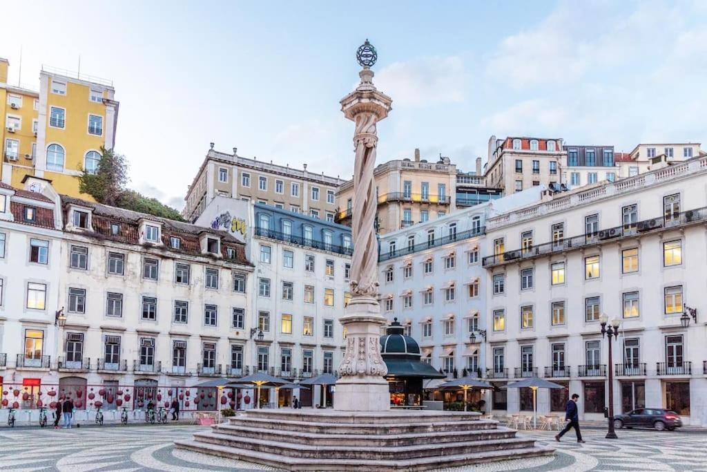 Apartamento Sj1d+e Heart Of Baixa New A/c Spacious 2 Apts 5br2ba