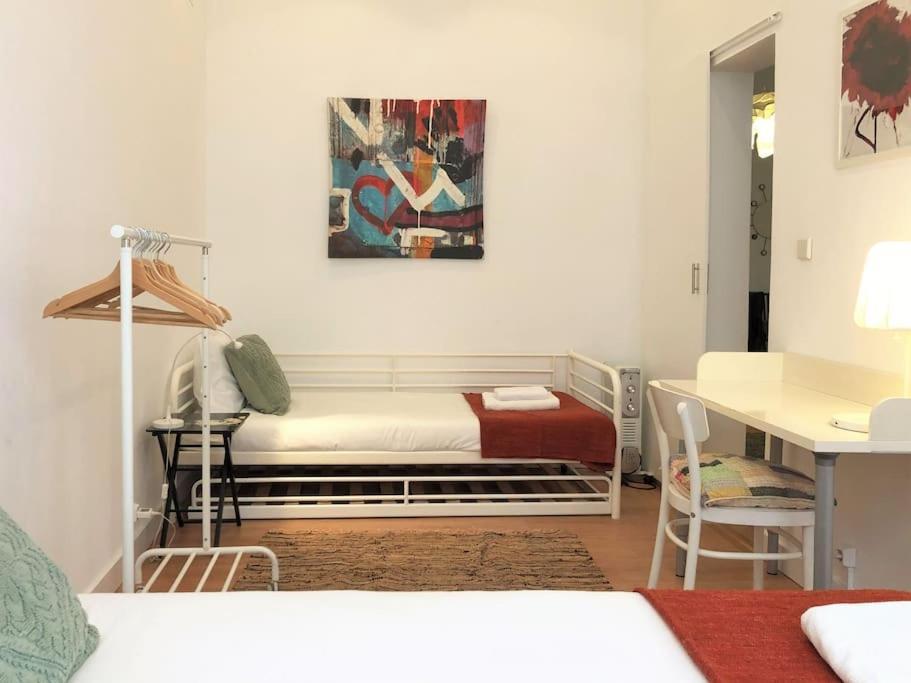 Sj1d+e Heart Of Baixa New A/c Spacious 2 Apts 5br2ba Lisboa