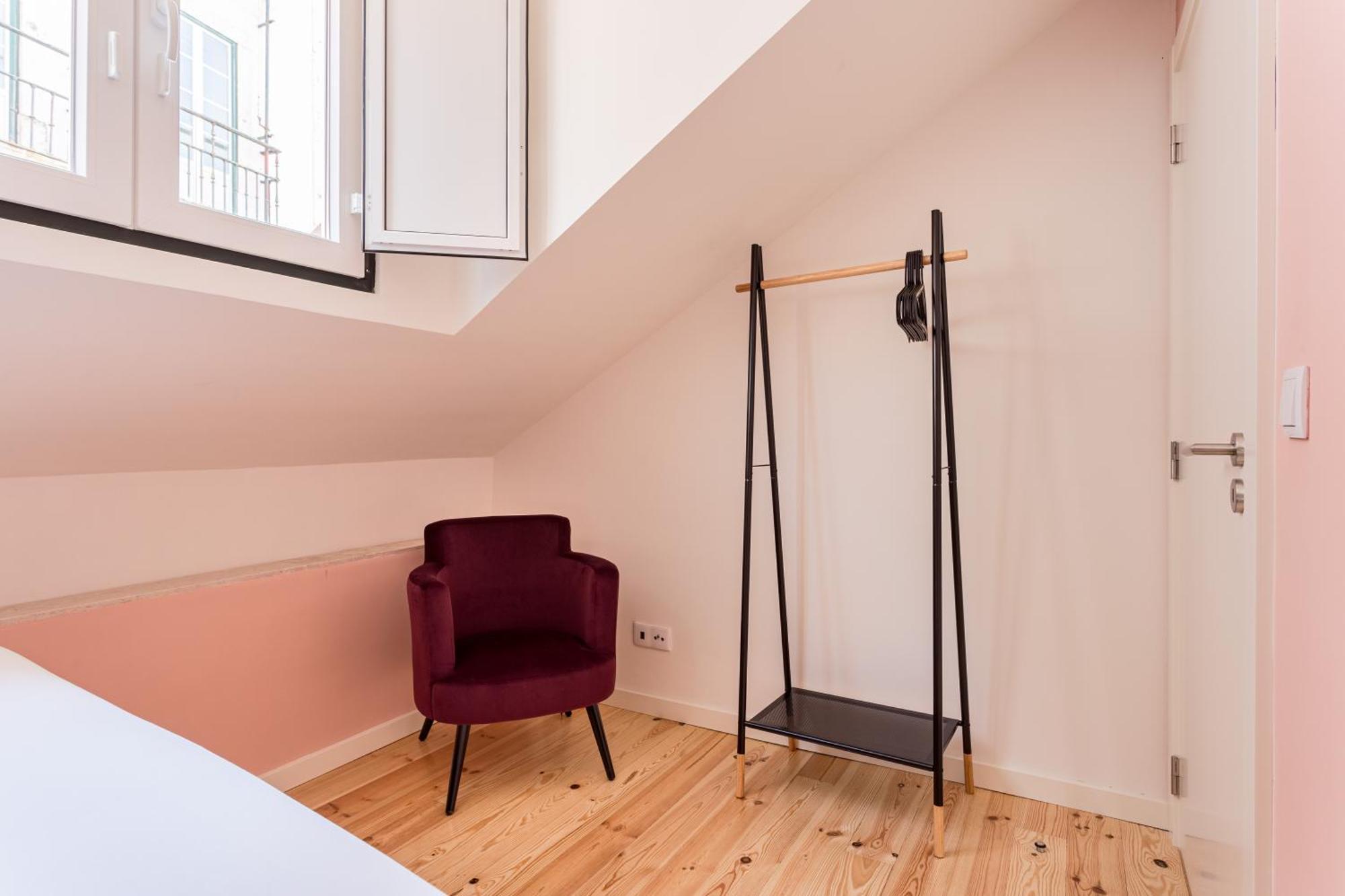 Joivy Flats Next To Rossio Square And Main Attractions * Lisboa