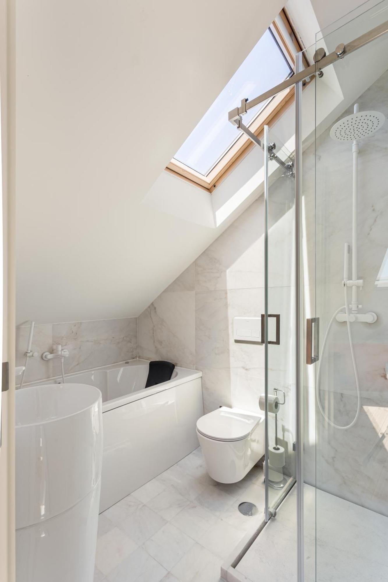 Joivy Flats Next To Rossio Square And Main Attractions * Lisboa