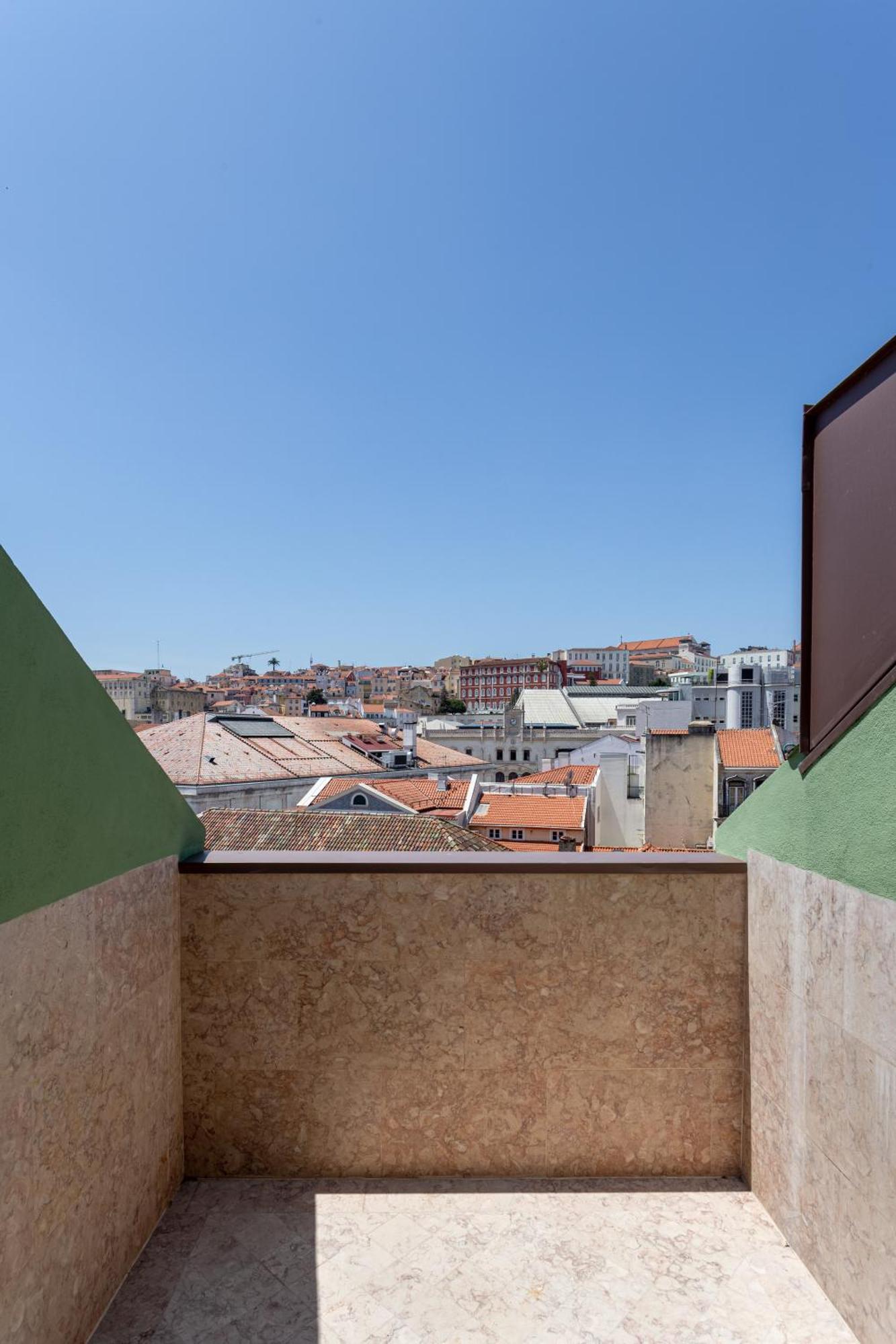 Joivy Flats Next To Rossio Square And Main Attractions * Lisboa