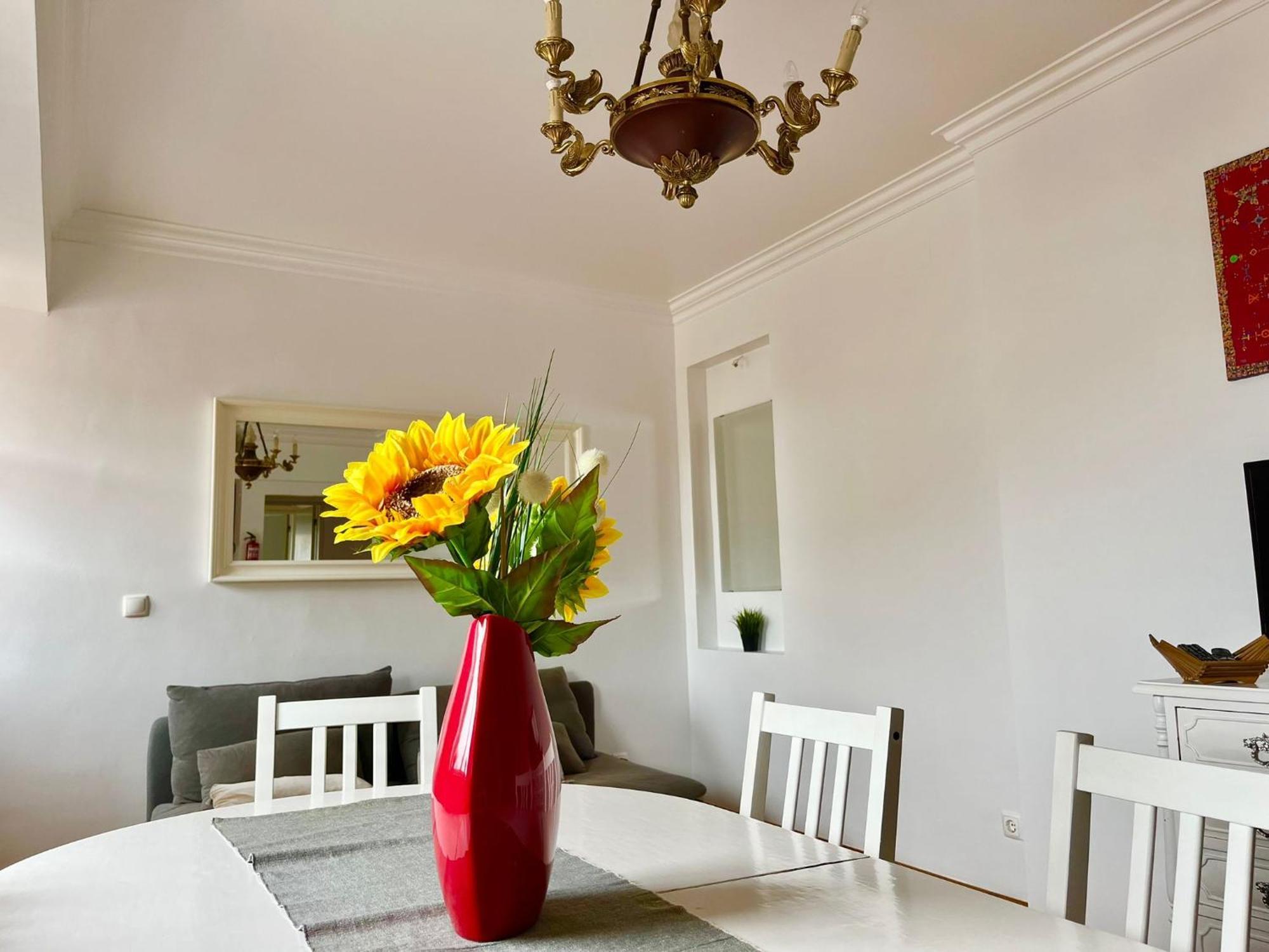 2 Bedroom, 2 Bathroom With Terrasse - Palma * Lisboa