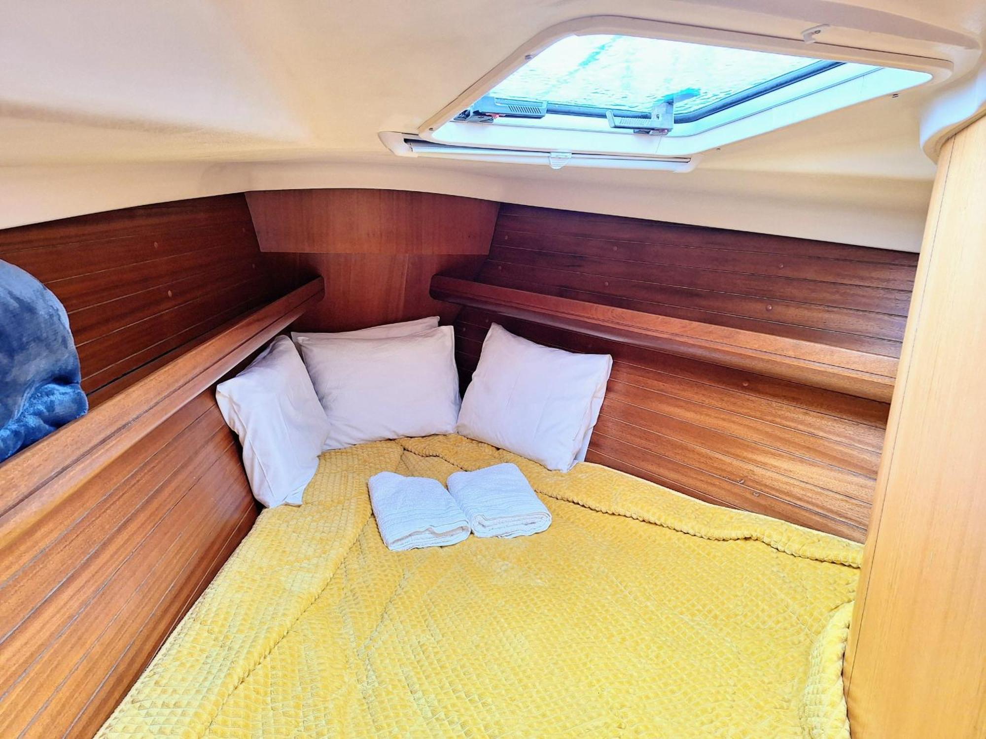 Be Local - Sleep Aboard A Sailing Boat In Apartamento Lisboa