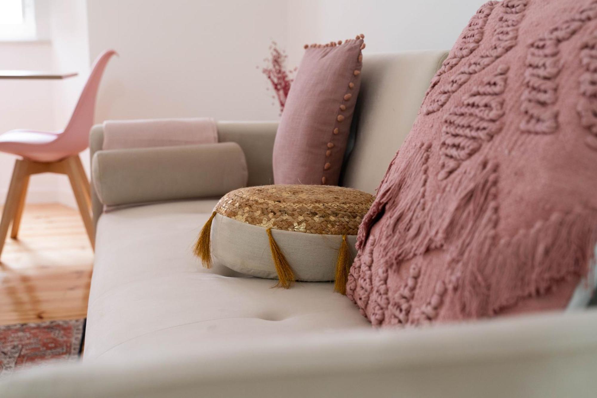 Cozy Bohemian Flat- Berry * Lisboa