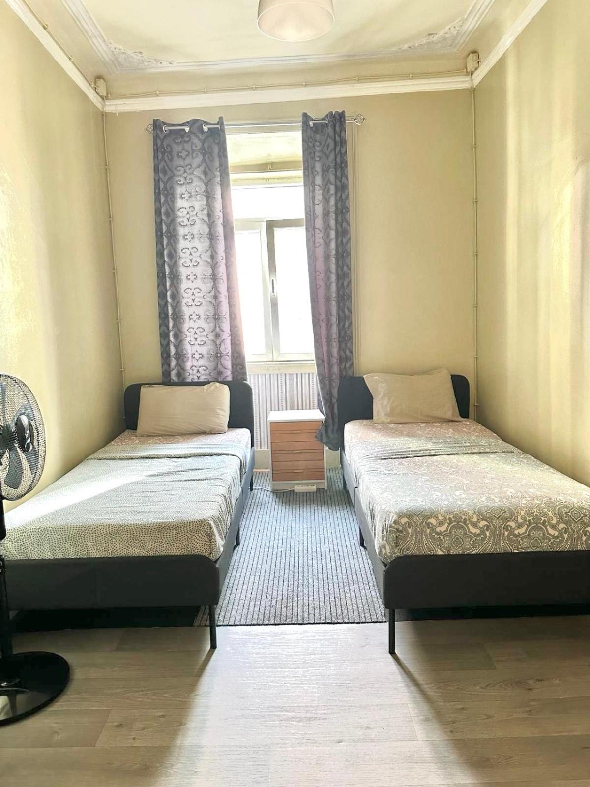 Sri-indo Guest house *