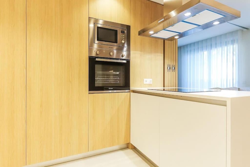 Pombal Contemporary Ac Elevator *