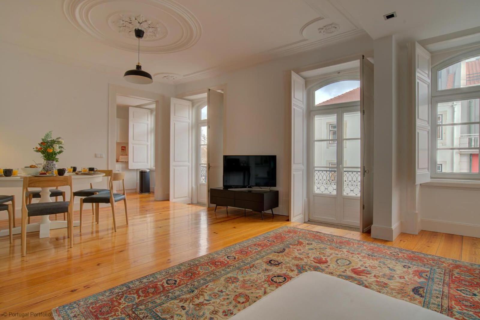 Tracey & Neill's Place In Principe Real Lisboa