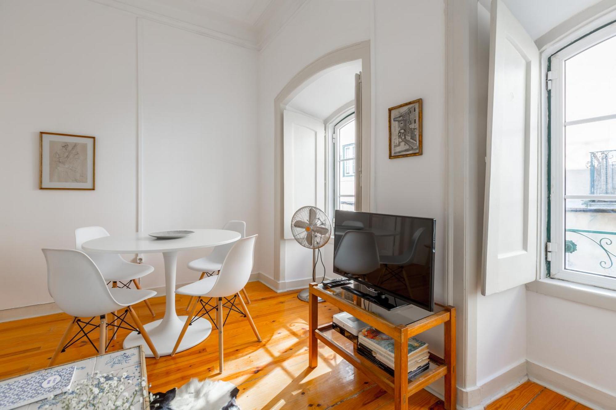 Apartamento Spacious, Bright&sunny Apartment, By Timecooler *