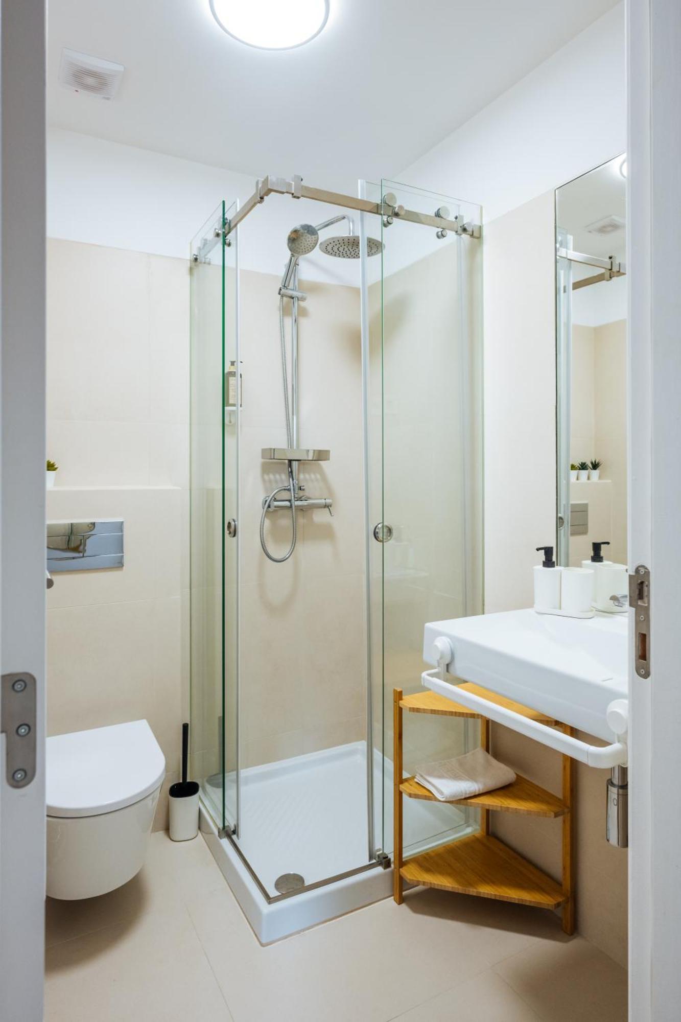 Apartamento Skyline By Misha's Place 5e