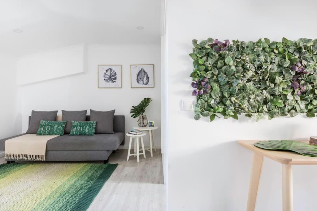 Apartamento Casa Com Alma Portuguesa @ Bairro Alto Ii *