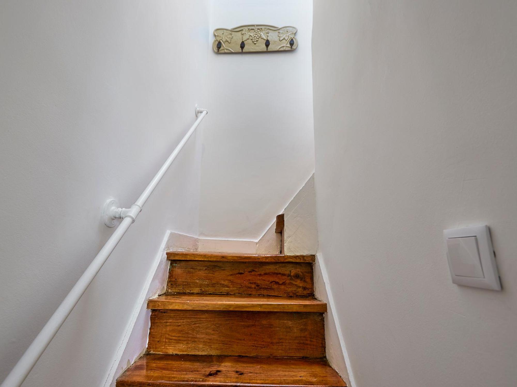 Alfama Cozy By Get Your