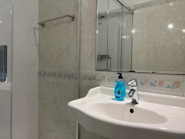 New Aqueduct View Romantic In Campolide - 2b Apartamento *