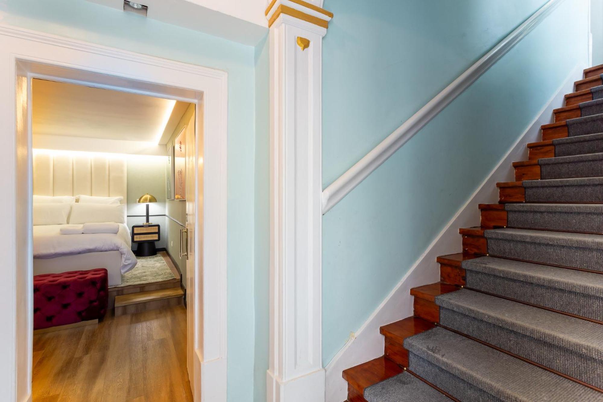 Camoes Lounge W/courtyard Apartamento