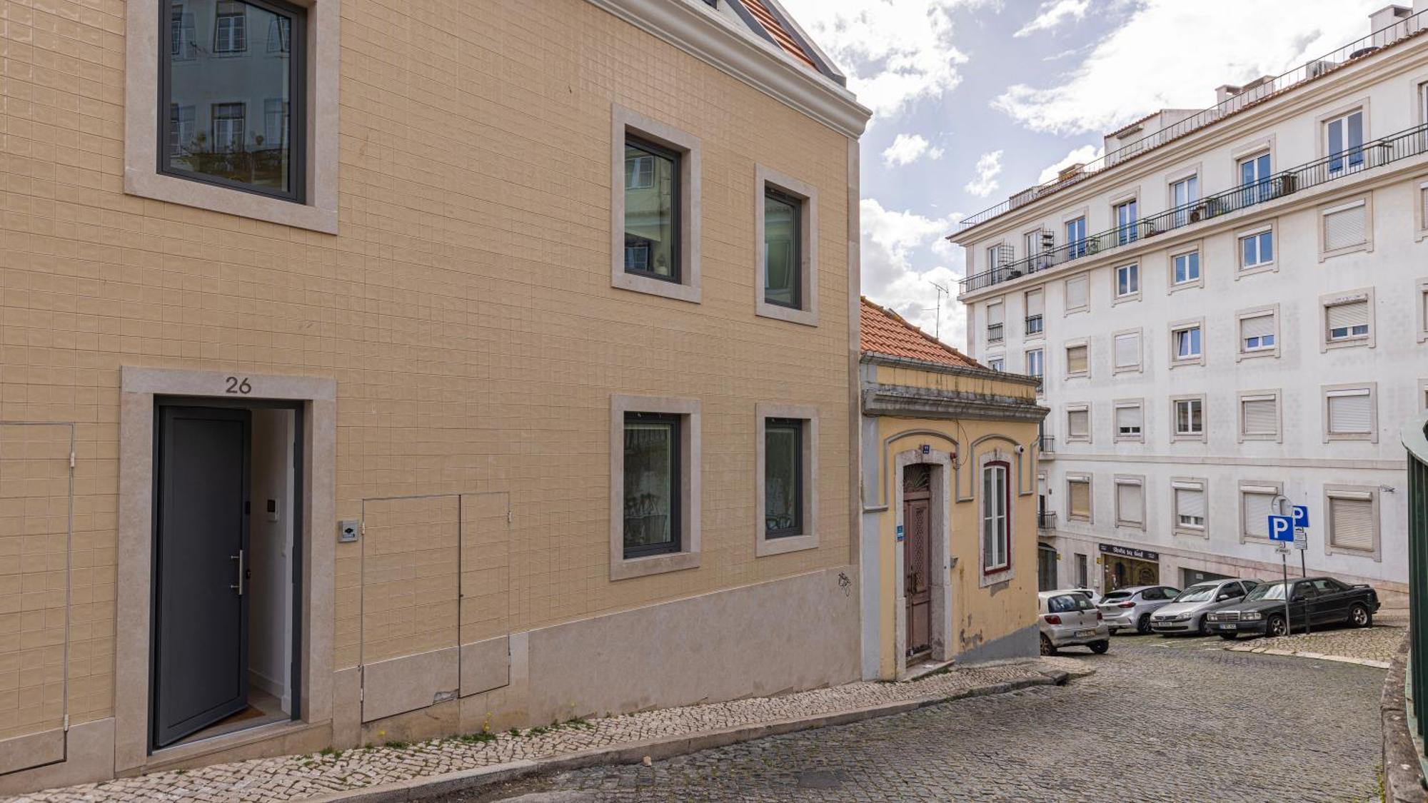 Apartamento Classy 2bdr House With Balcony By Lovelystay