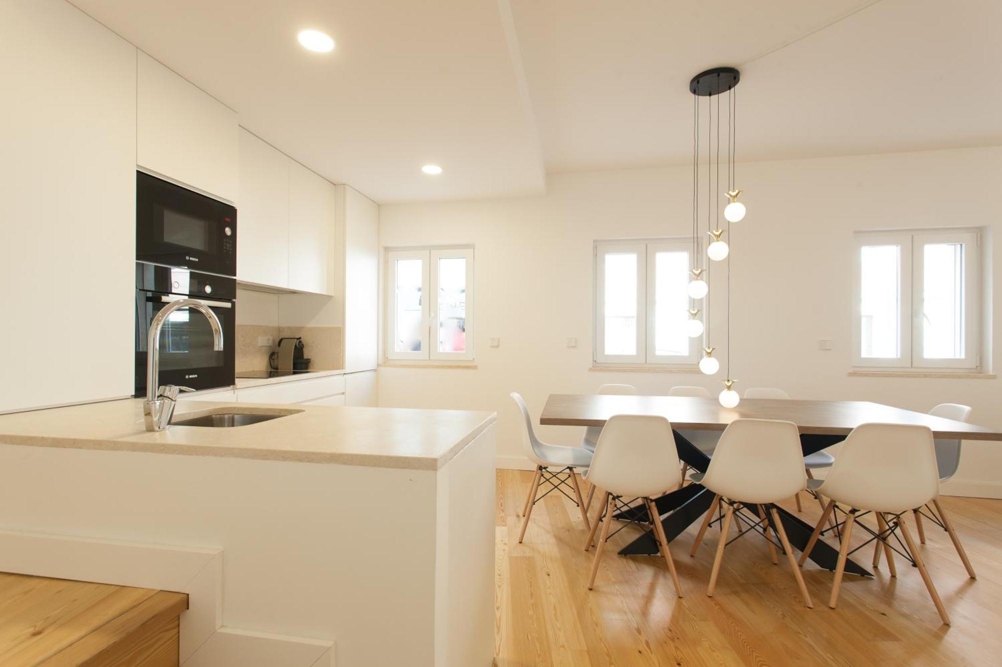 Mouraria Blue Three-bedroom W/ Parking - By Lu Holidays Apartamento