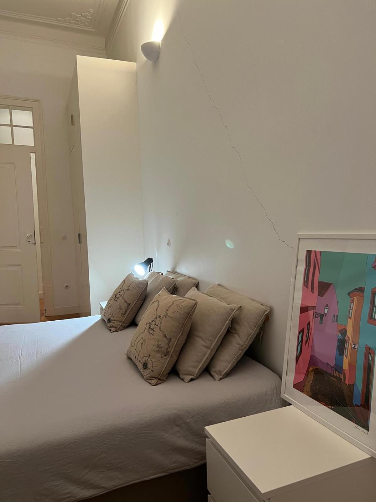 Private Comfortable In Chiado Homestay *
