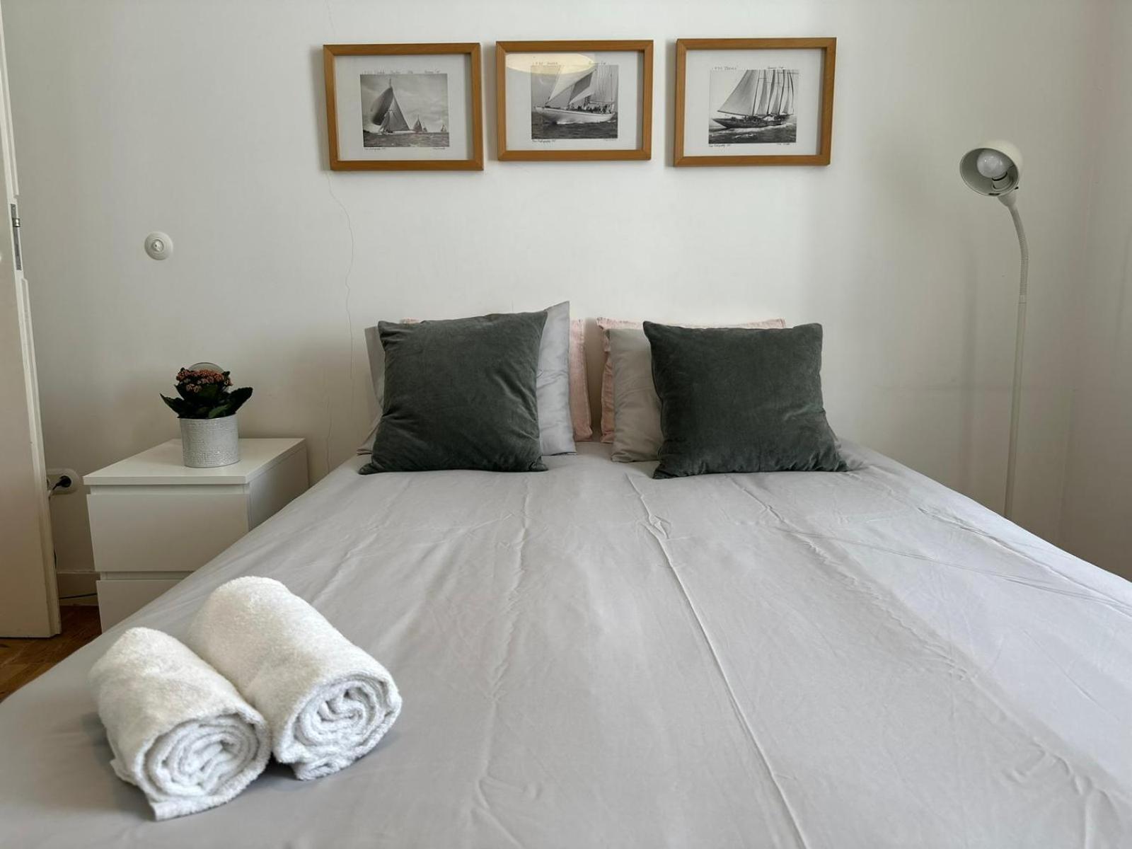 Homestay Private Comfortable In Chiado