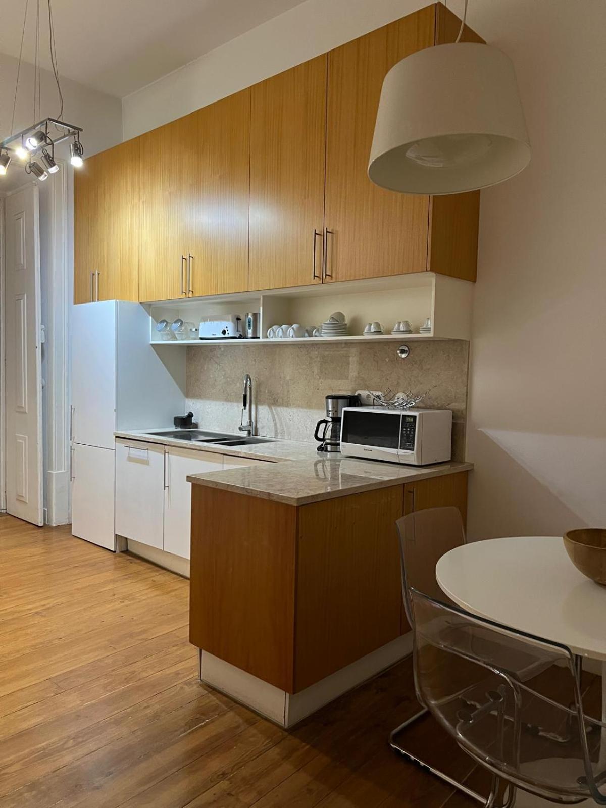 Private Comfortable In Chiado Homestay *