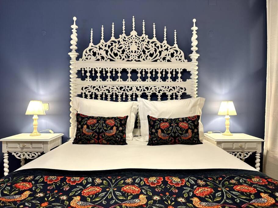 Budget 2 Bed In Bica W Air Con - Belle Epoque * Lisboa