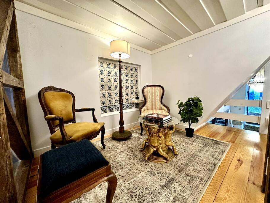 Budget 2 Bed In Bica W Air Con - Belle Epoque Apartamento