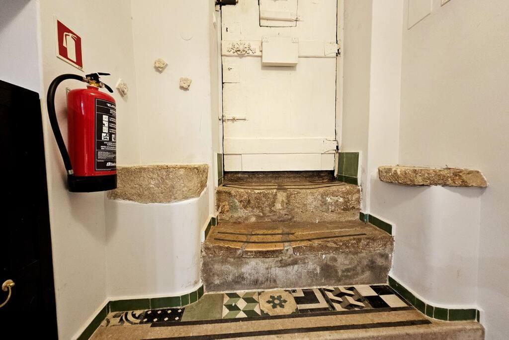 Apartamento Budget 2 Bed In Bica W Air Con - Belle Epoque