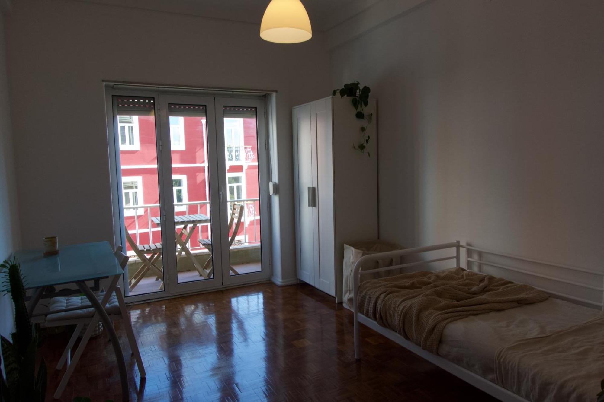 Key Hub - 6-10 * Lisboa