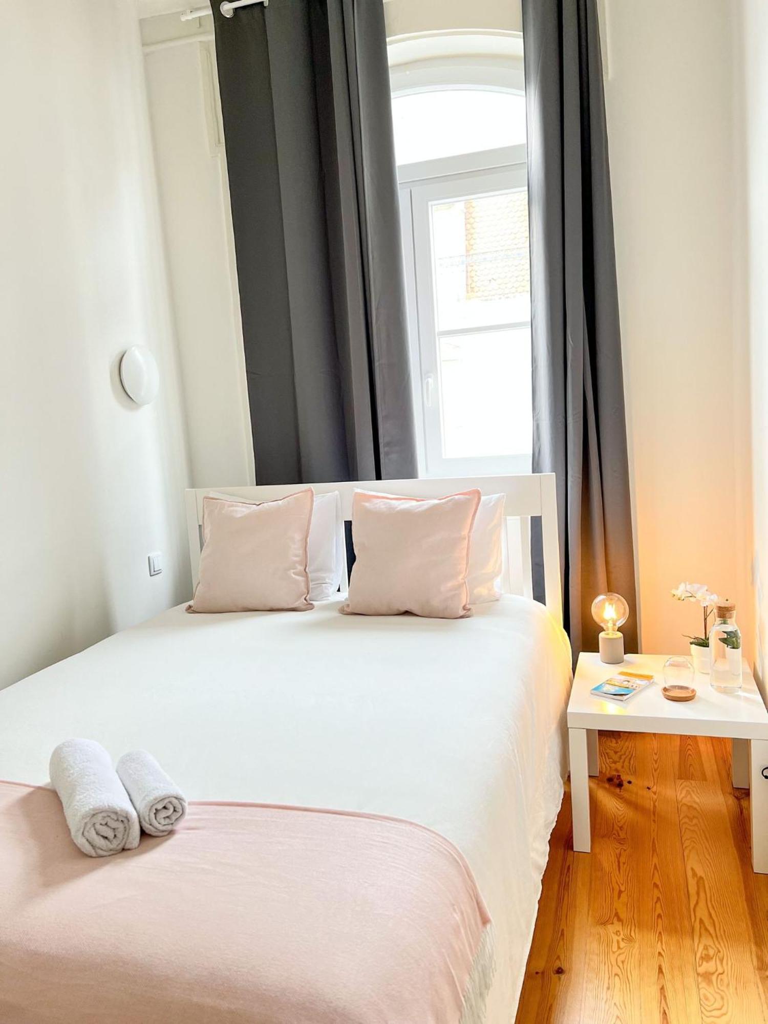 Cozy With Privative Bathroom On Rua Augusta Habitación en casa particular Lisboa