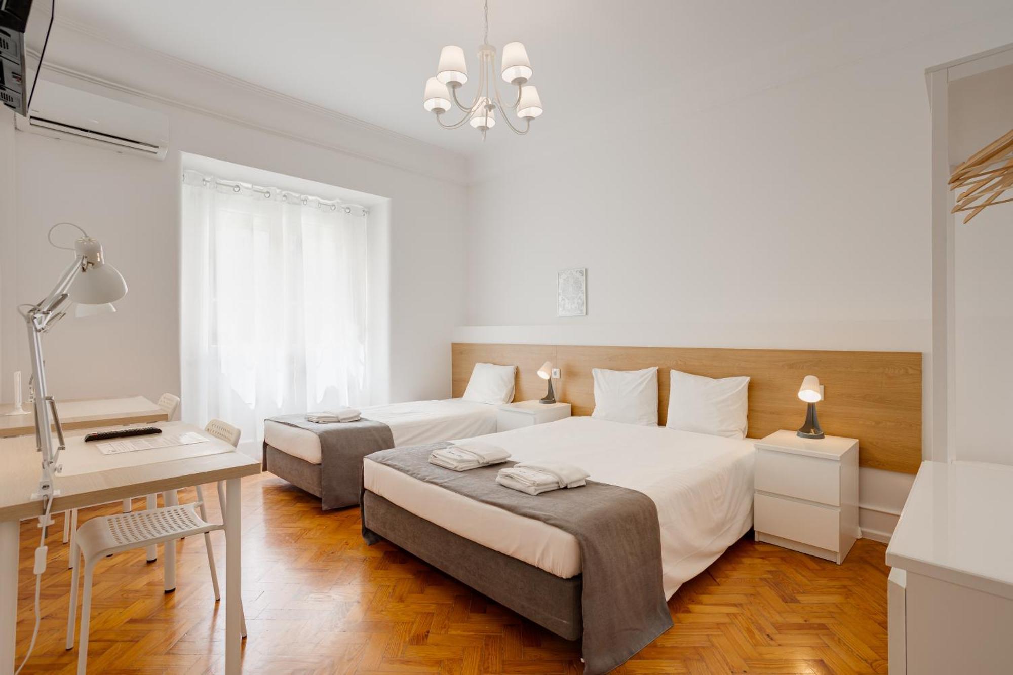 Home Out Rooms & Apartments Apartment *