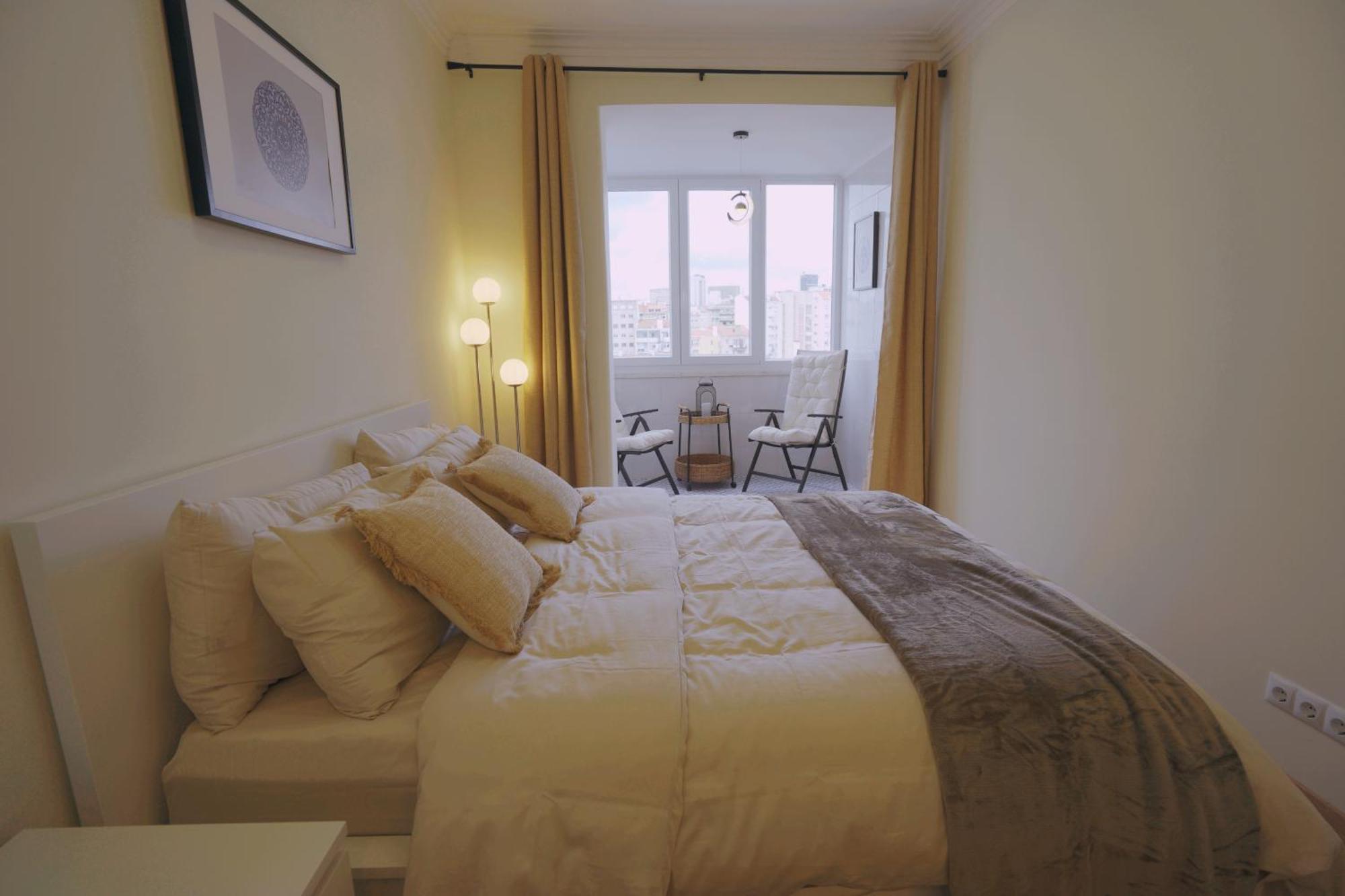 Charming 94d, Next To Metro Apartment