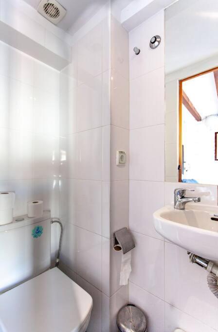 Mouraria 2 - View From French Balcony & Smart Check-in Apartamento Lisboa