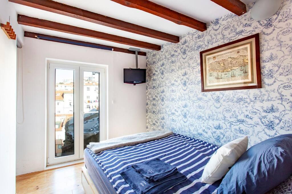 Apartamento Mouraria 2 - View From French Balcony & Smart Check-in