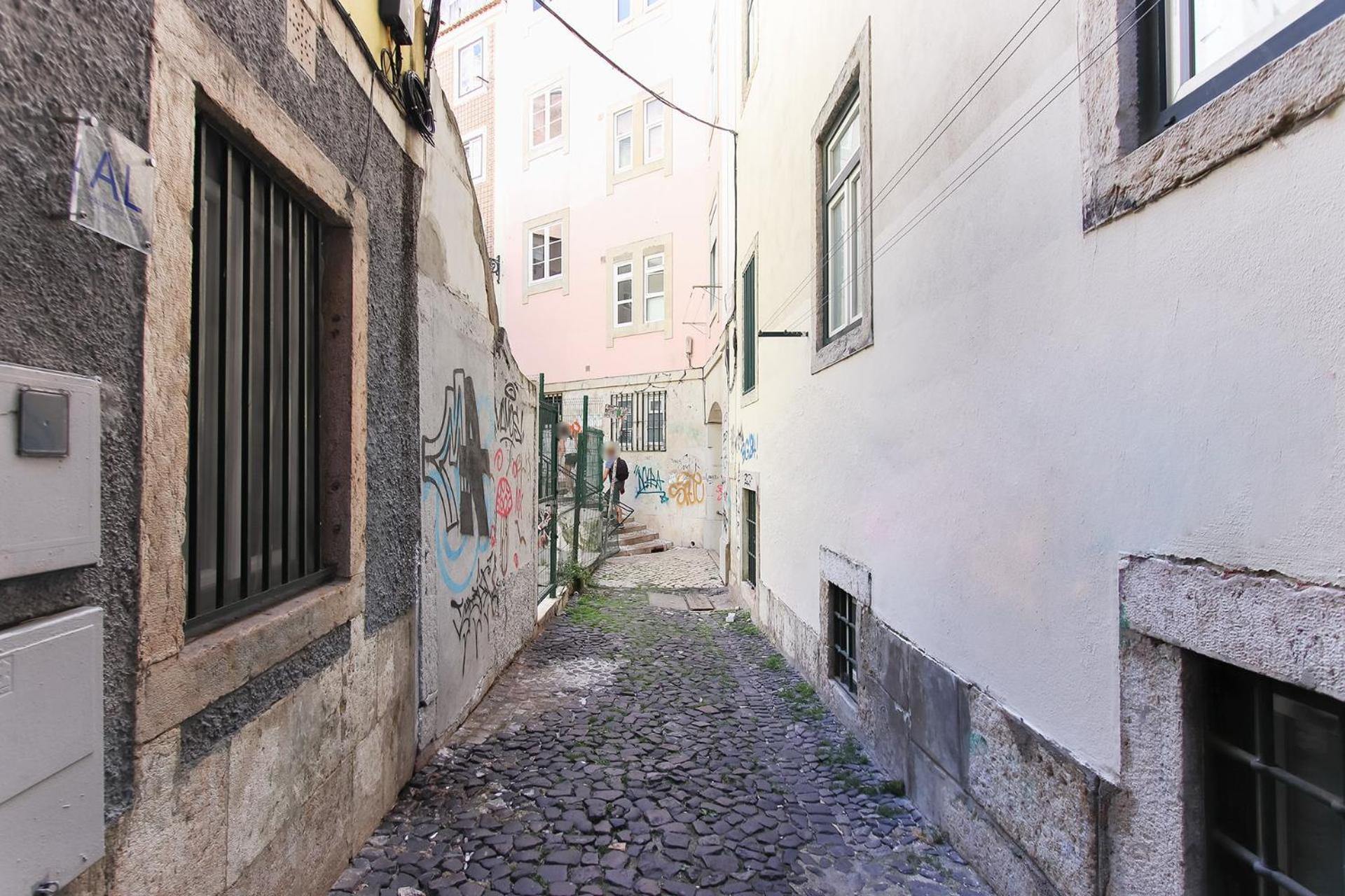 Downtown Charming By Homing *