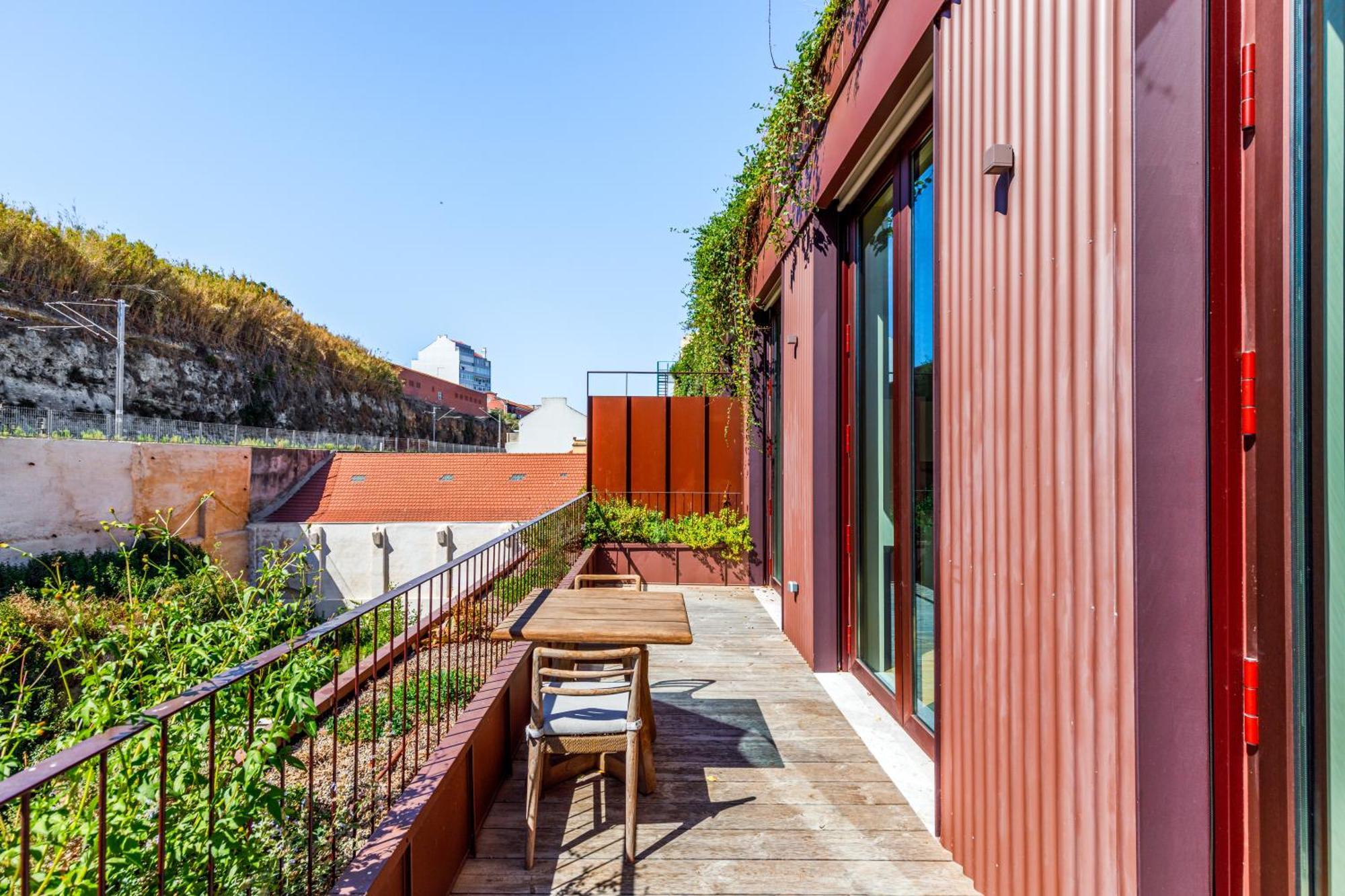 Jungle Lofts *
