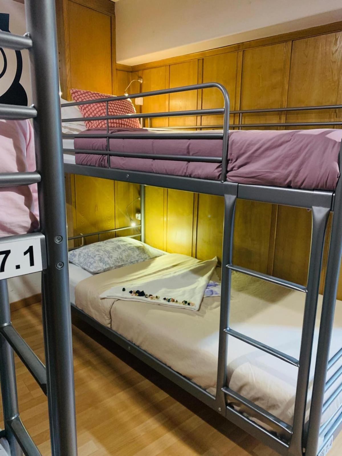 Corujinha Hostal *