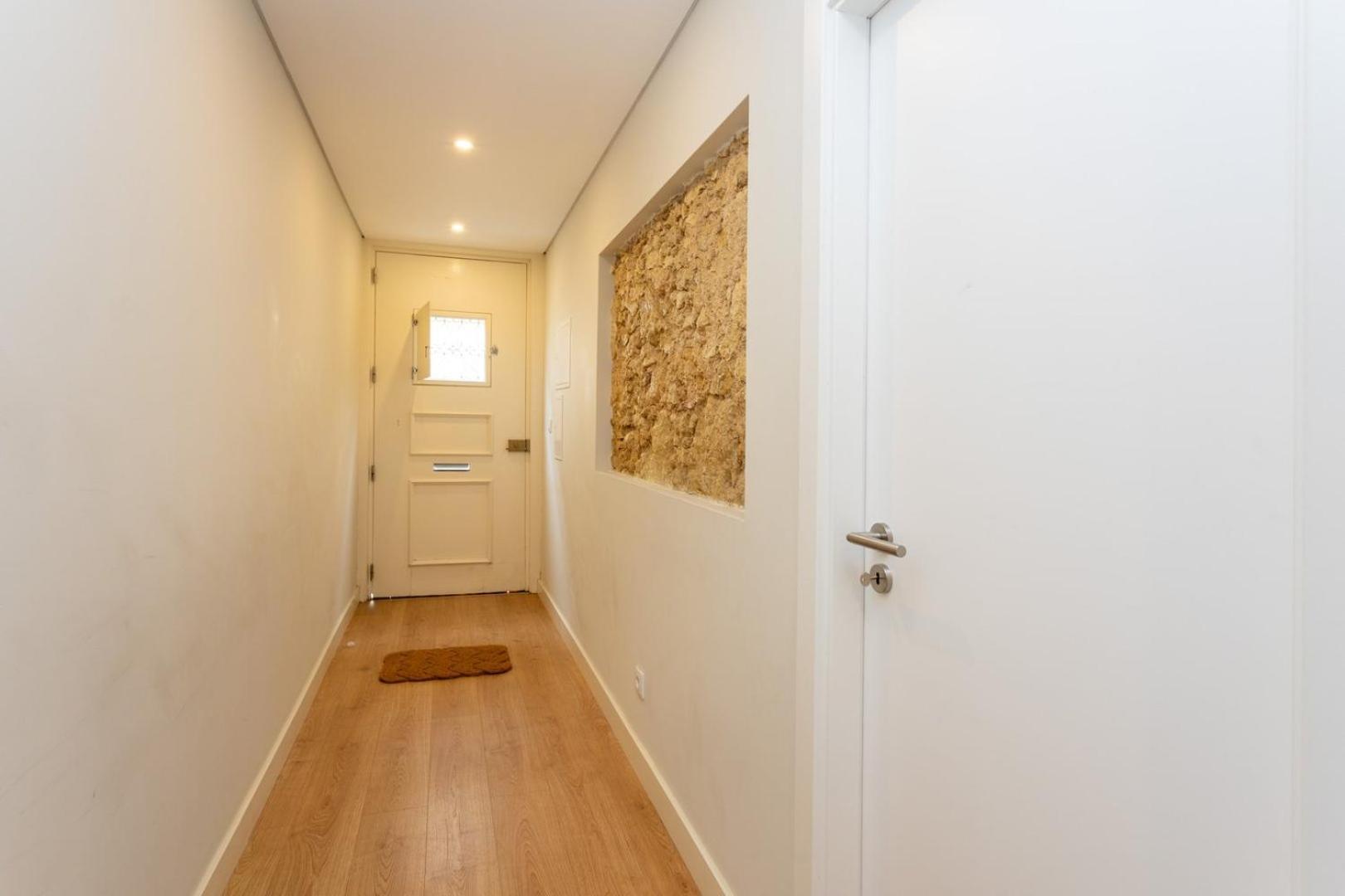 Apartamento 2br Terrasse Townhouse Style With Ac | By Airnest Lisboa