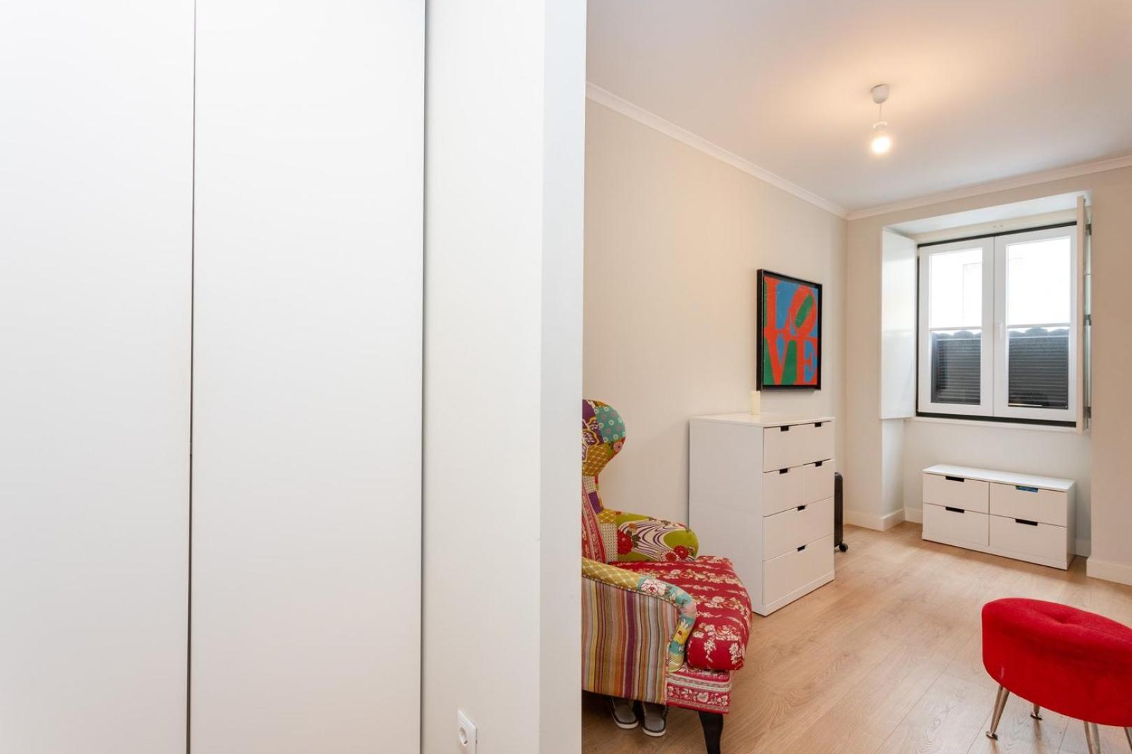 2br Terrasse Townhouse Style With Ac | By Airnest Lisboa