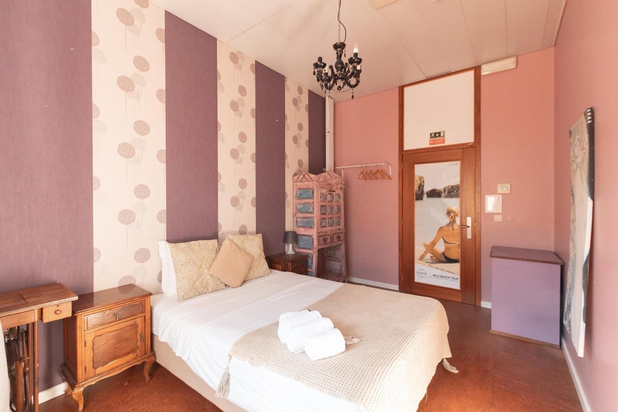 Hostal Sunset Destination *