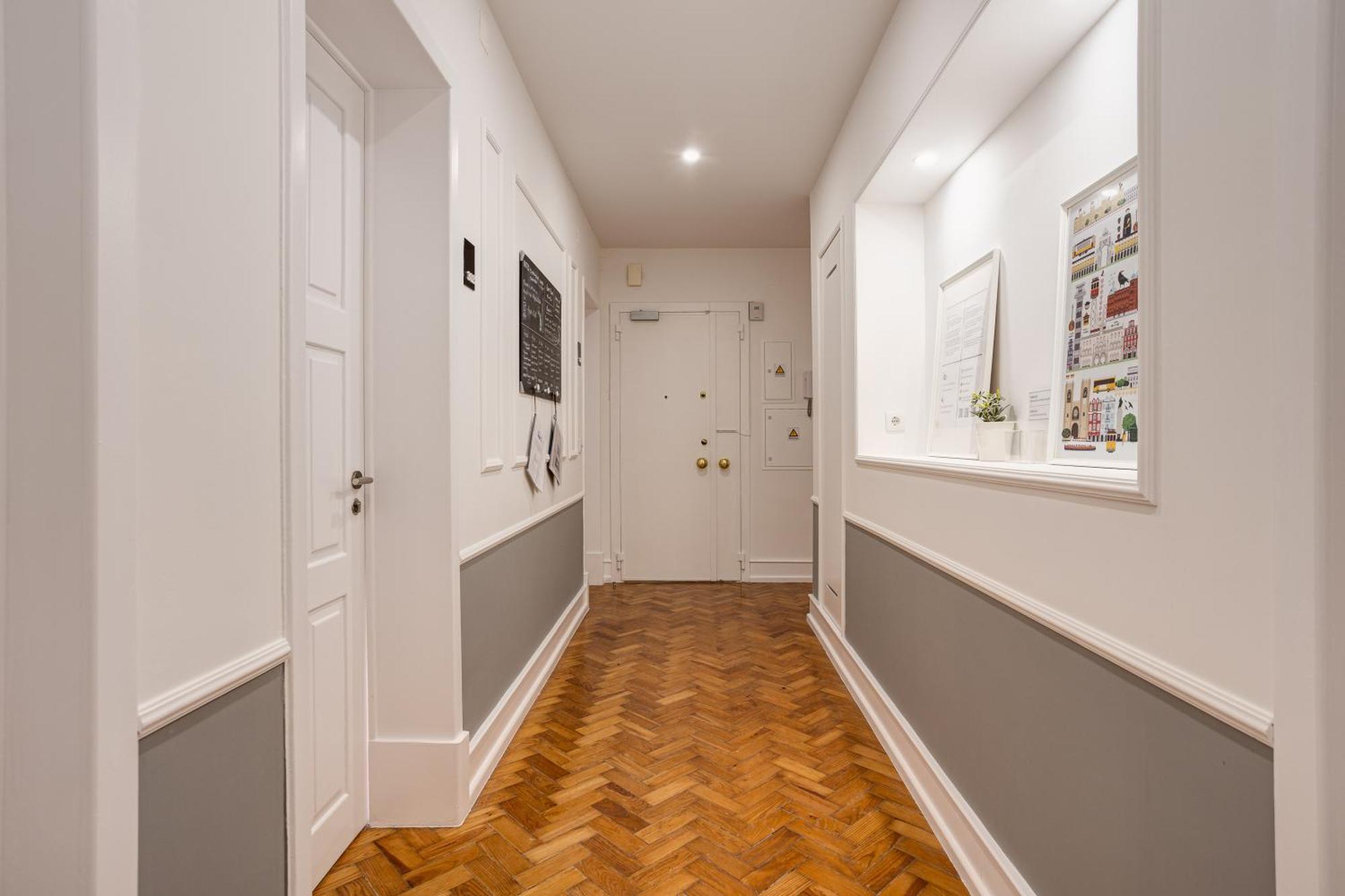 Home Out Rooms & Apartments Apartment