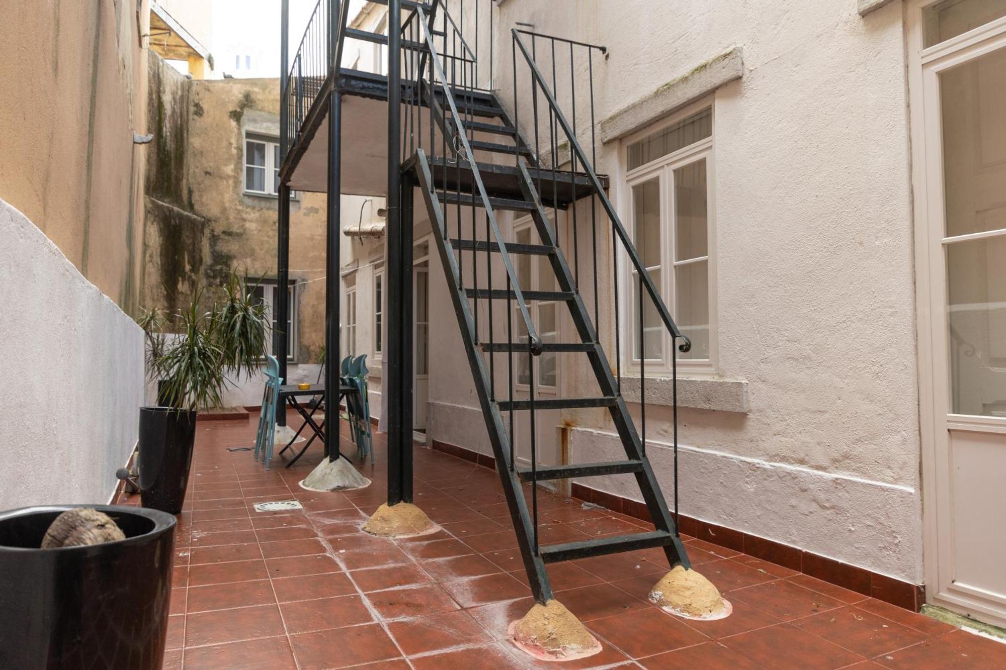 Apartment Garden Lisbon